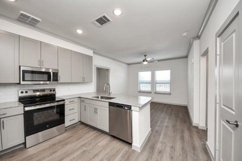 Photo of 1938 Knoll Street #1109, Houston, TX 77080 (MLS # 39861678)