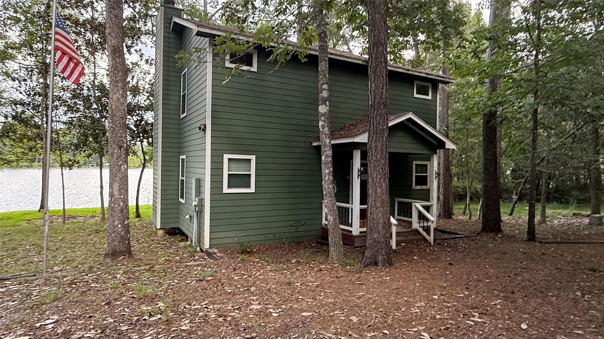 565 Sherwood Forest Drive