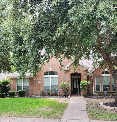 Photo of 2526 Sunrise Harbor Lane, Pearland, TX 77584 (MLS # 4694079)