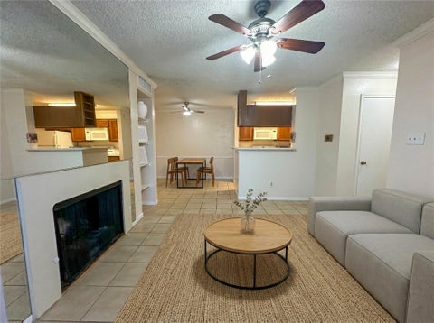Photo of 2121 Hepburn Street #1110, Houston, TX 77054 (MLS # 49173612)