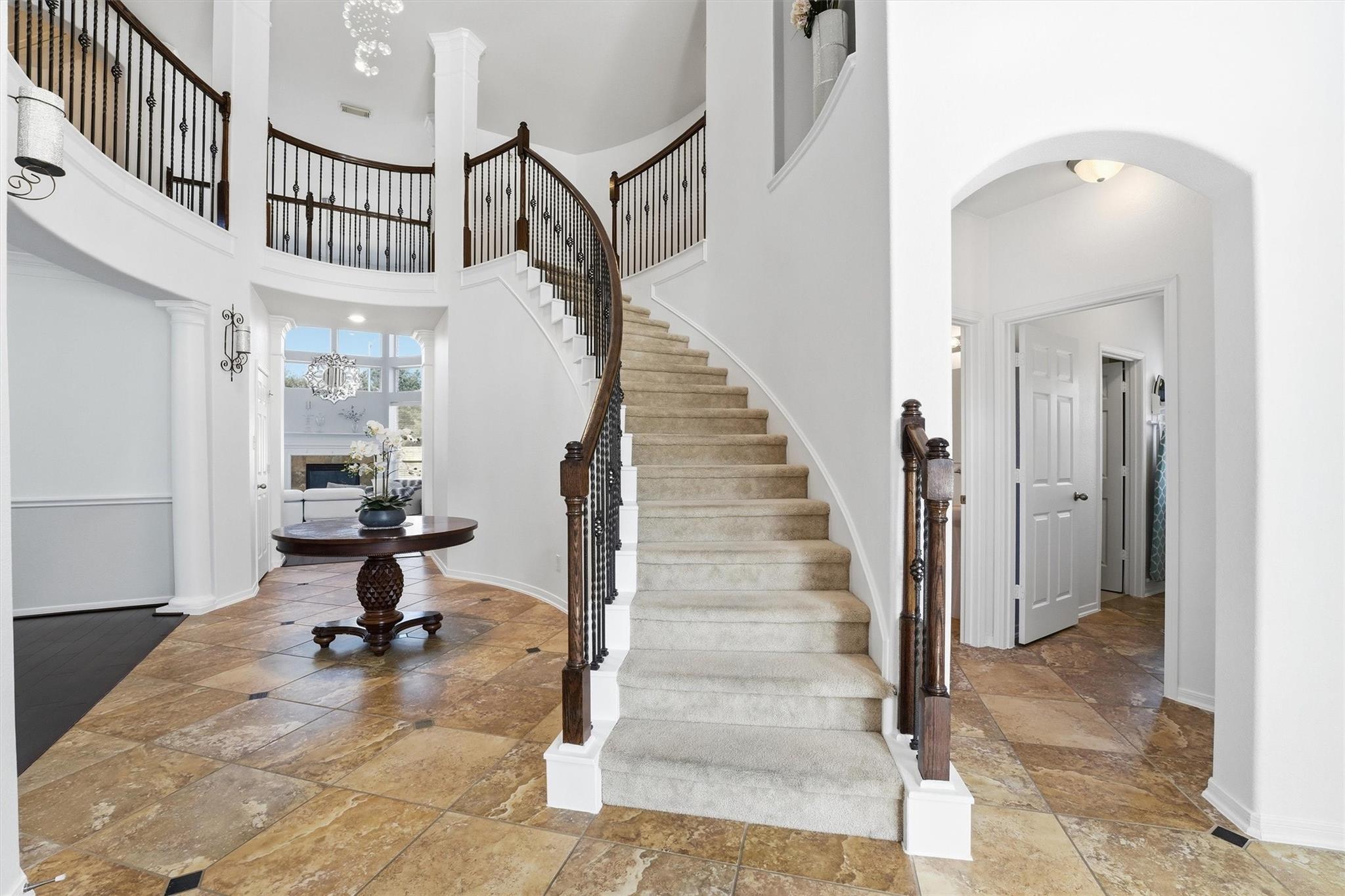 6102 Lakenshire Falls Lane