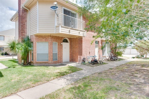 Photo of 8320 Wild Rose Street #7B, Houston, TX 77083 (MLS # 16958730)
