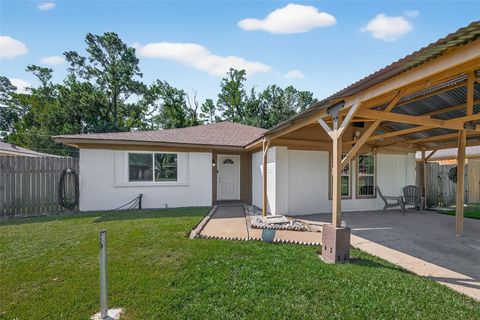 Photo of 16214 Dunman Lane, Houston, TX 77044 (MLS # 27044952)