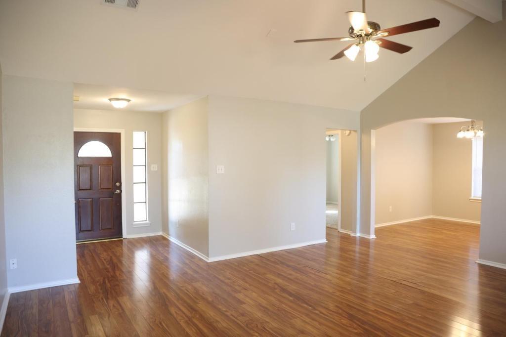 3419 Lakeland Gardens Drive