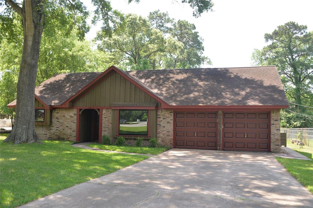 Photo of 1626 Hamblen Road, Kingwood, TX 77339 (MLS # 87773376)