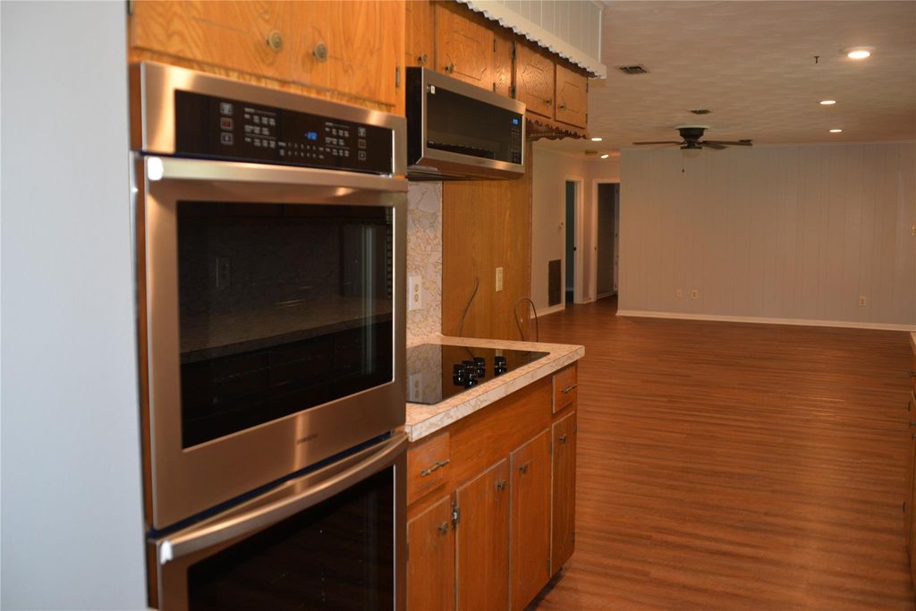 Photo of 1626 Hamblen Road, Kingwood, TX 77339 (MLS # 87773376)