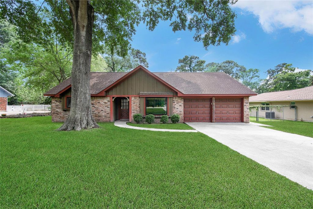 Photo of 1626 Hamblen Road, Kingwood, TX 77339 (MLS # 87773376)