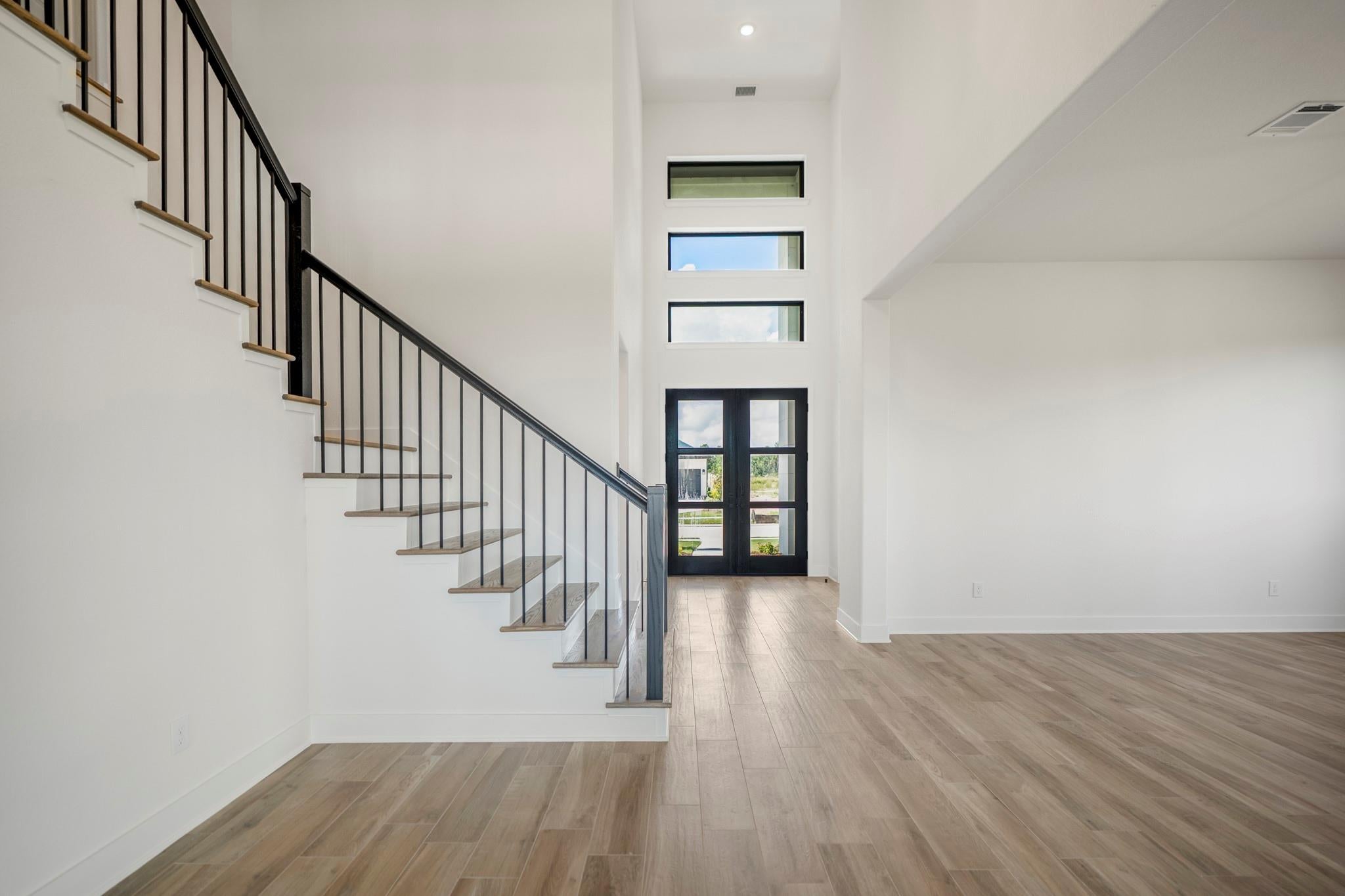 18521 Crowned Connell Court