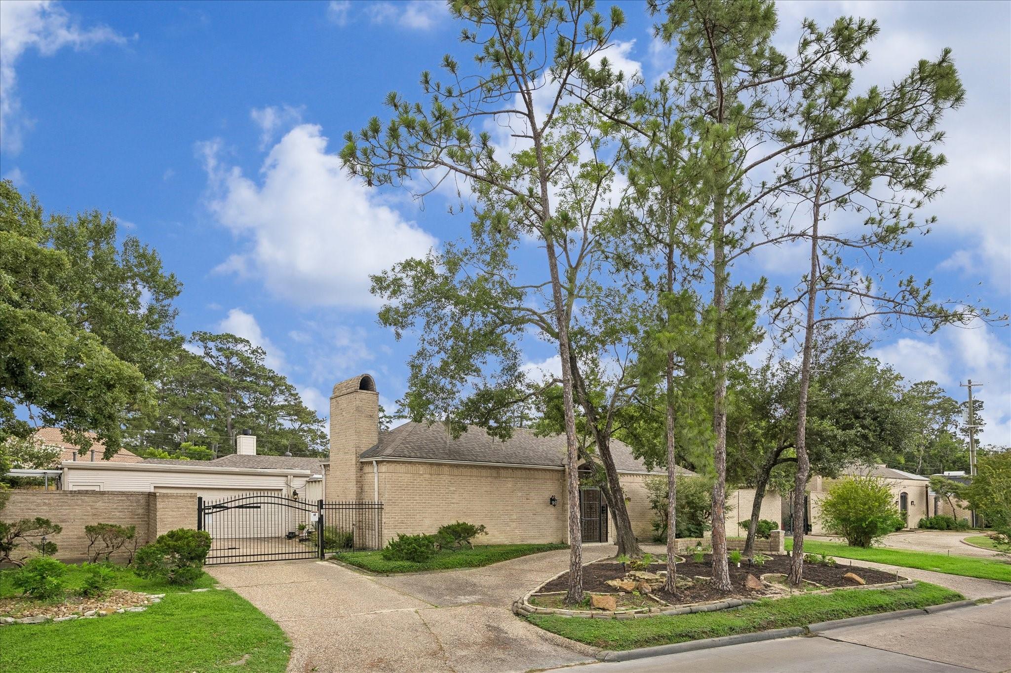 306 Gessner Road