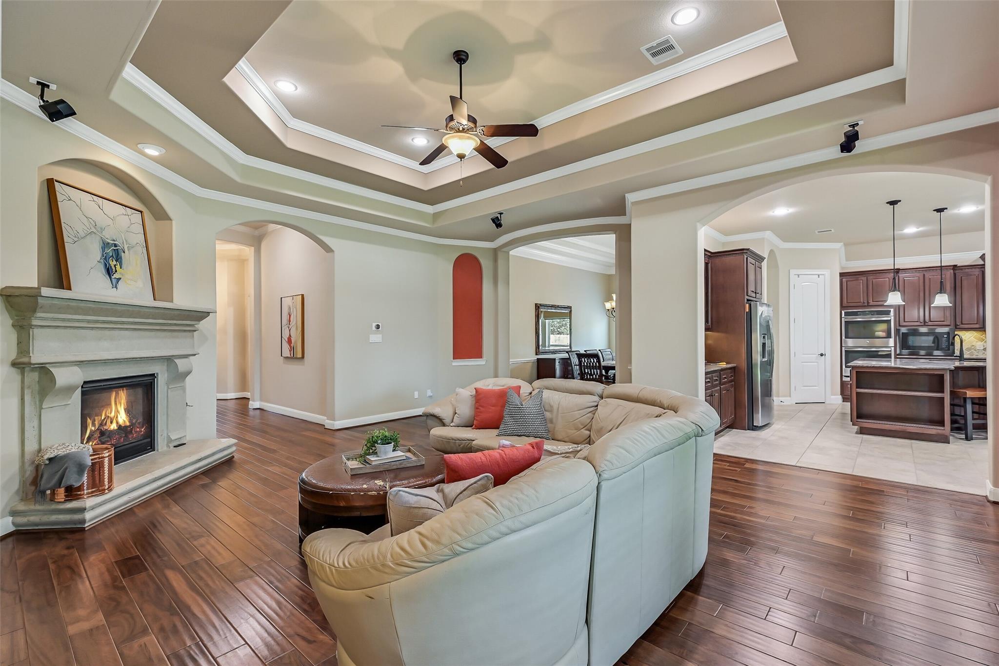 1017 Bolivar Point Lane