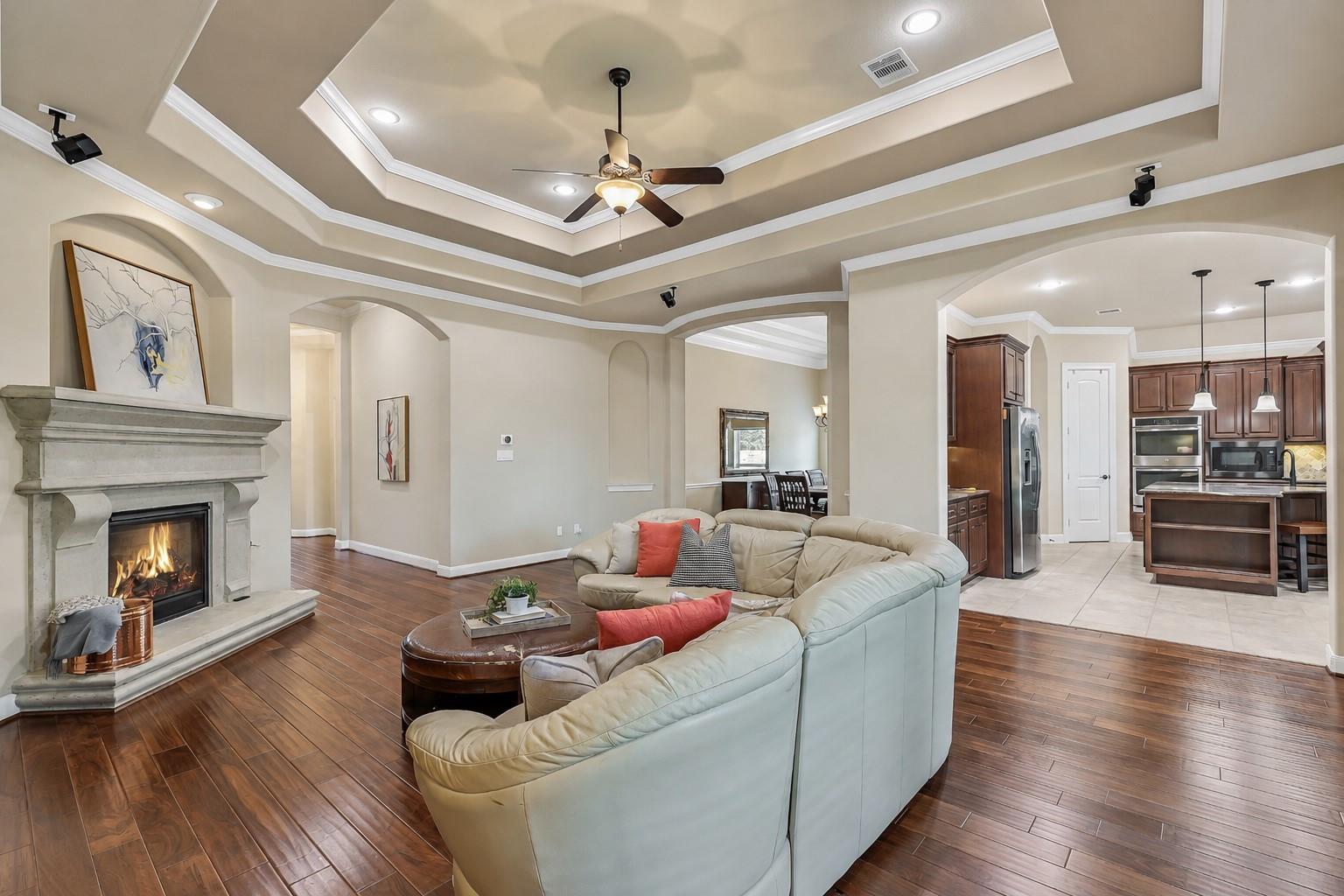 1017 Bolivar Point Lane