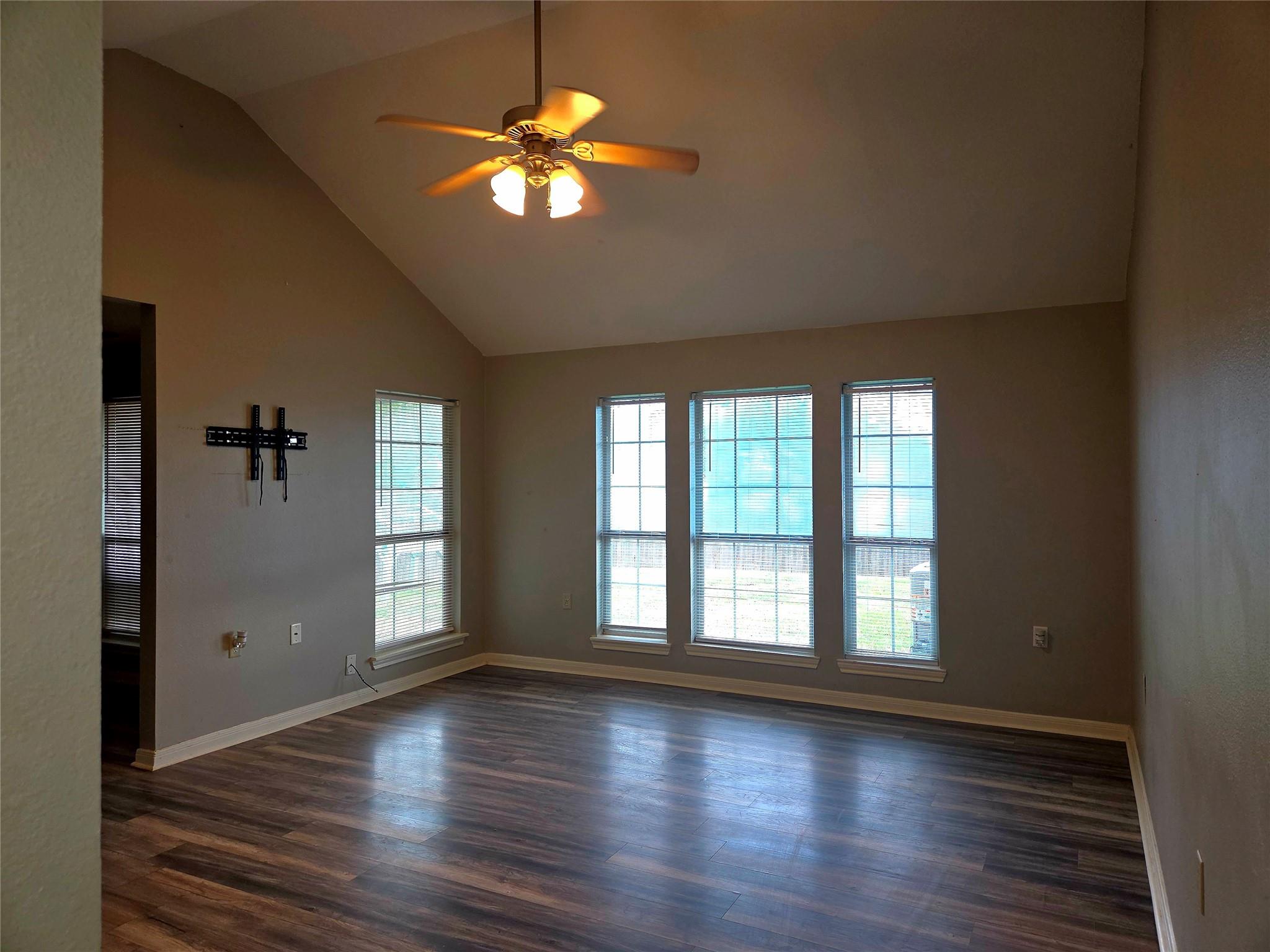 1C Prairie Knoll Drive
