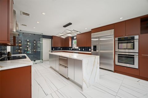 Photo of 14919 Woodthorpe Lane, Houston, TX 77079 (MLS # 10506918)