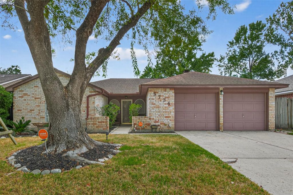 Photo of 5734 Woodmancote Drive, Humble, TX 77346 (MLS # 56558081)