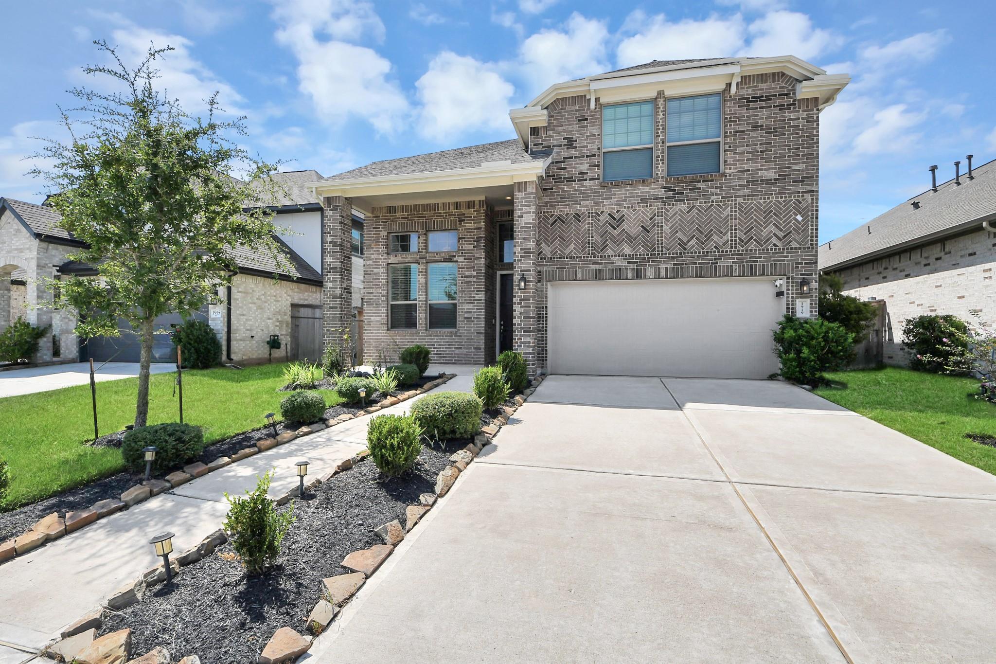 1919 Meadow Trail Drive