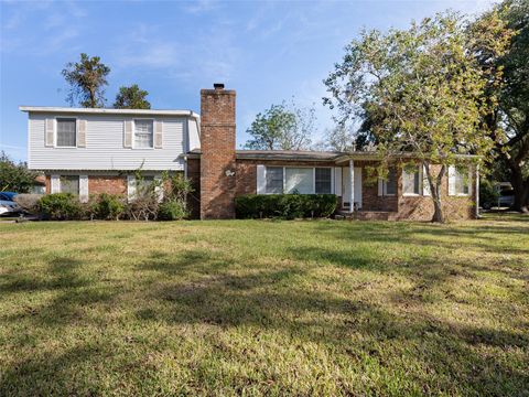 Photo of 1609 Possum Trot Street, La Marque, TX 77568 (MLS # 10940479)
