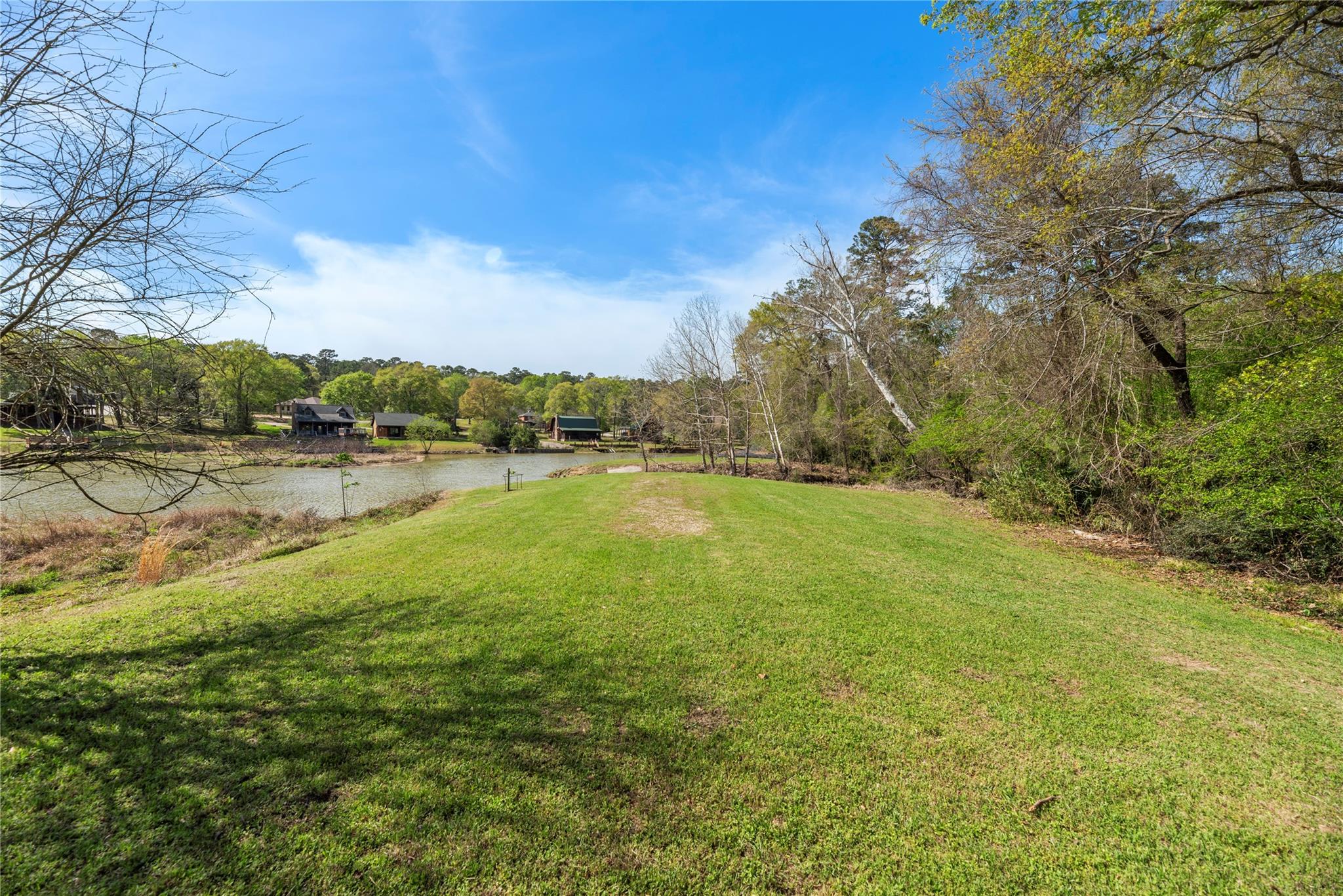 2 Wildwood Lake Drive