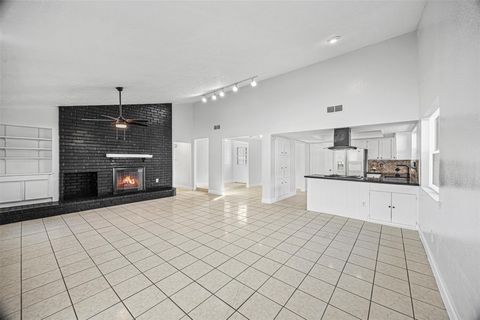 Tiny photo for 10407 Townhall Lane, Sugar Land, TX 77498 (MLS # 91102433)