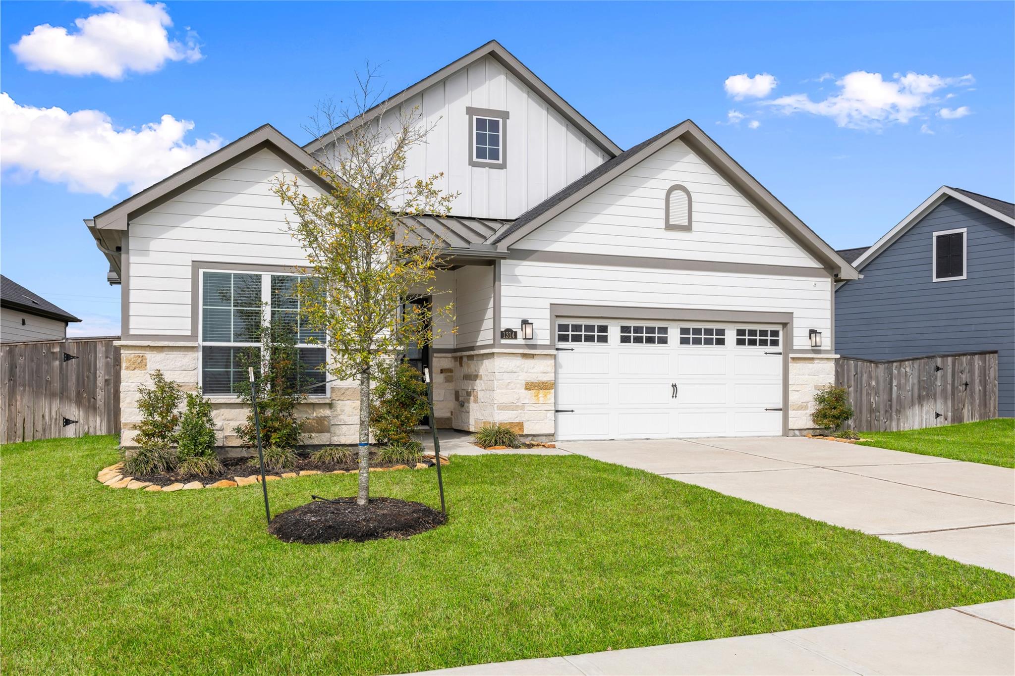 1314 Hidden Oaks Drive