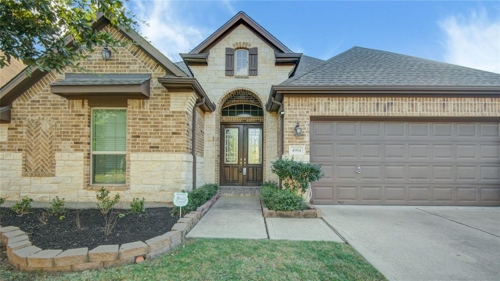 Photo of 4914 Ava Meadows Lane, Sugar Land, TX 77479 (MLS # 43677448)