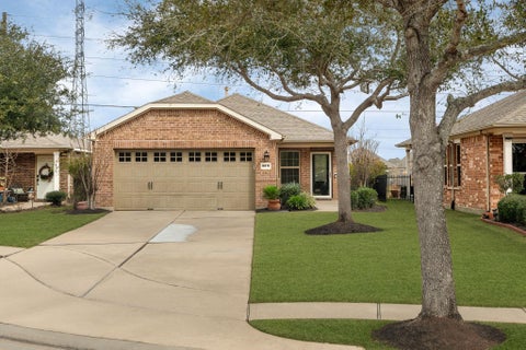 Homes For Sale - 2811 Cone Flower Drive<br/> Richmond, TX 77469