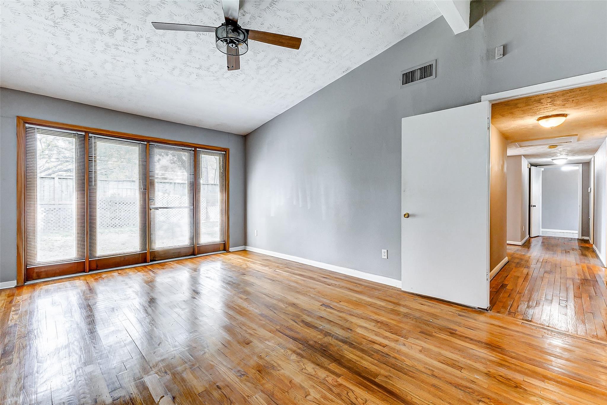 5519 Burlinghall Drive