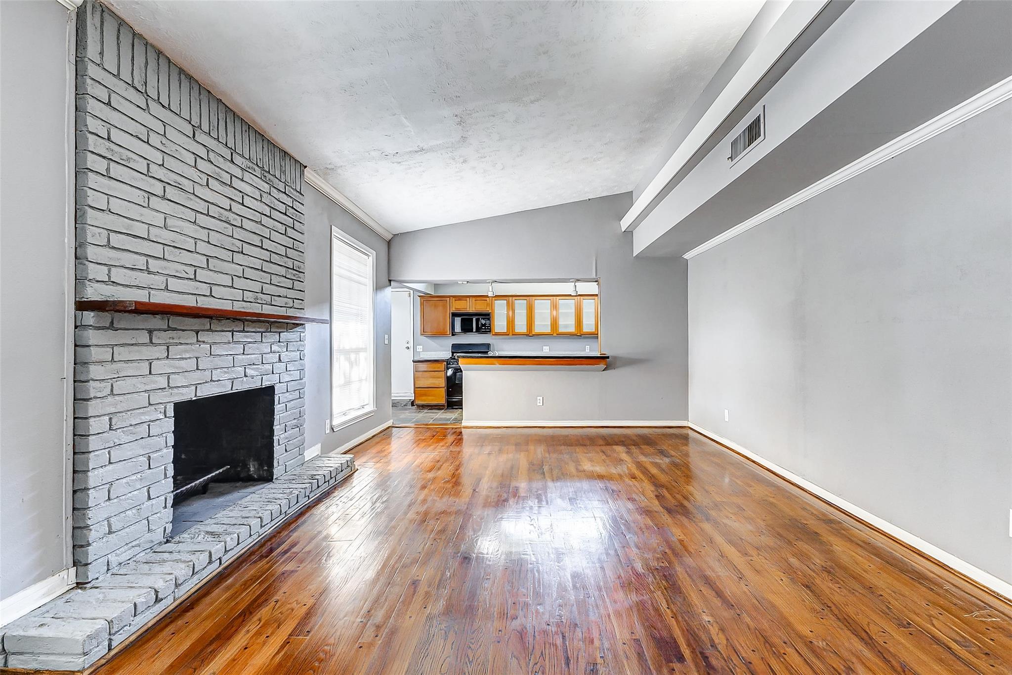 5519 Burlinghall Drive