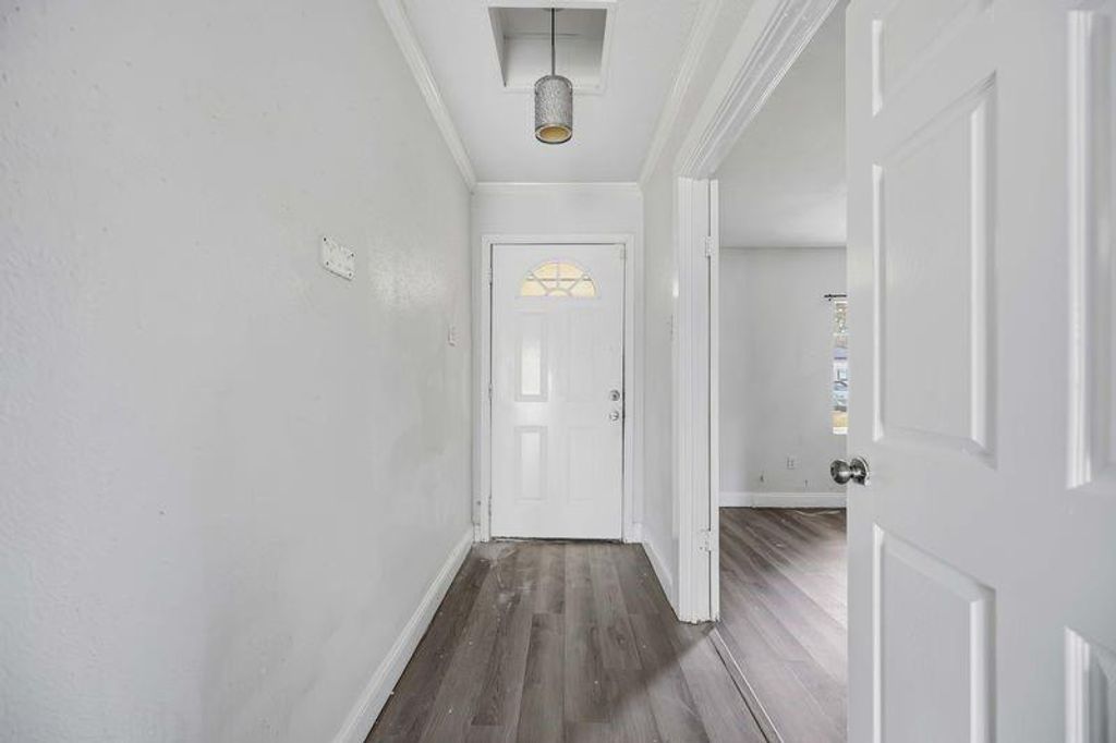 Photo of 12659 Chiswick Road, Houston, TX 77047 (MLS # 31955670)