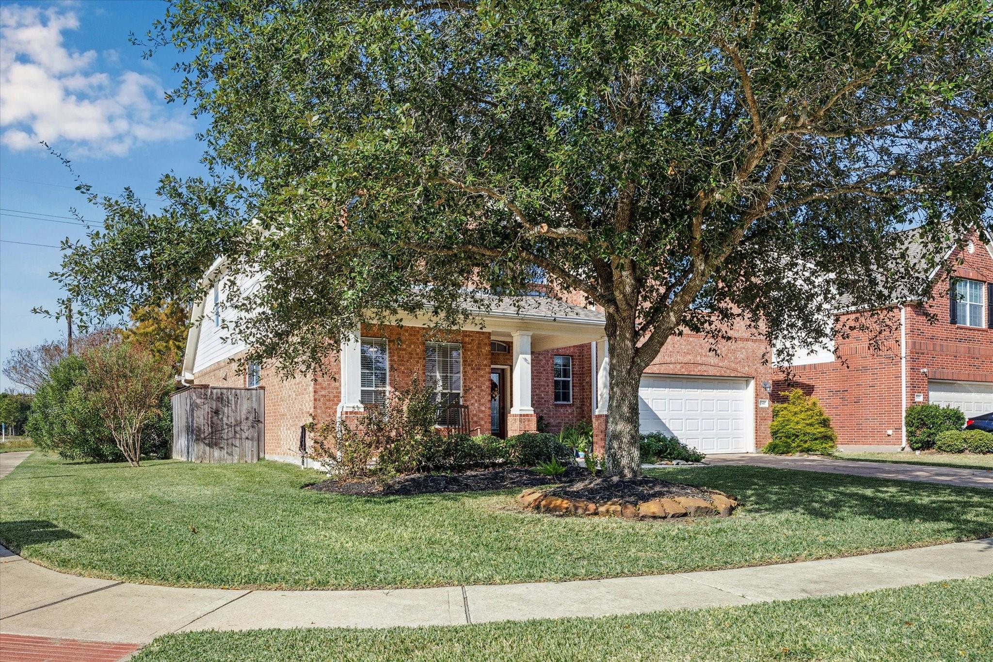 11607 Columbia Pines Lane