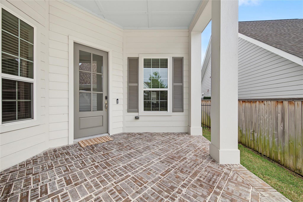 Photo of 2352 Goldenglade Drive, Conroe, TX 77384 (MLS # 61855519)