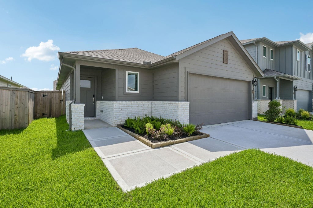 Photo of 31030 Perdido Valley Lane, Huffman, TX 77336 (MLS # 93006266)