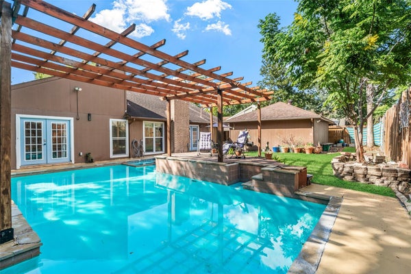 10831 VALLEY HILLS DR, HOUSTON, TX 77071 - Image 26f10f062ed0cc5ace1b6f668ebd1bb2/3089598095