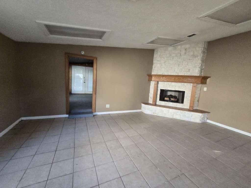 Photo of 600 E Fayle Street, Baytown, TX 77520 (MLS # 52559837)