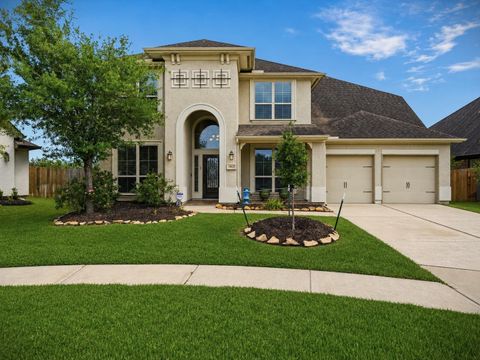 Photo of 1813 Emerald Trace Lane, Pearland, TX 77584 (MLS # 85754195)