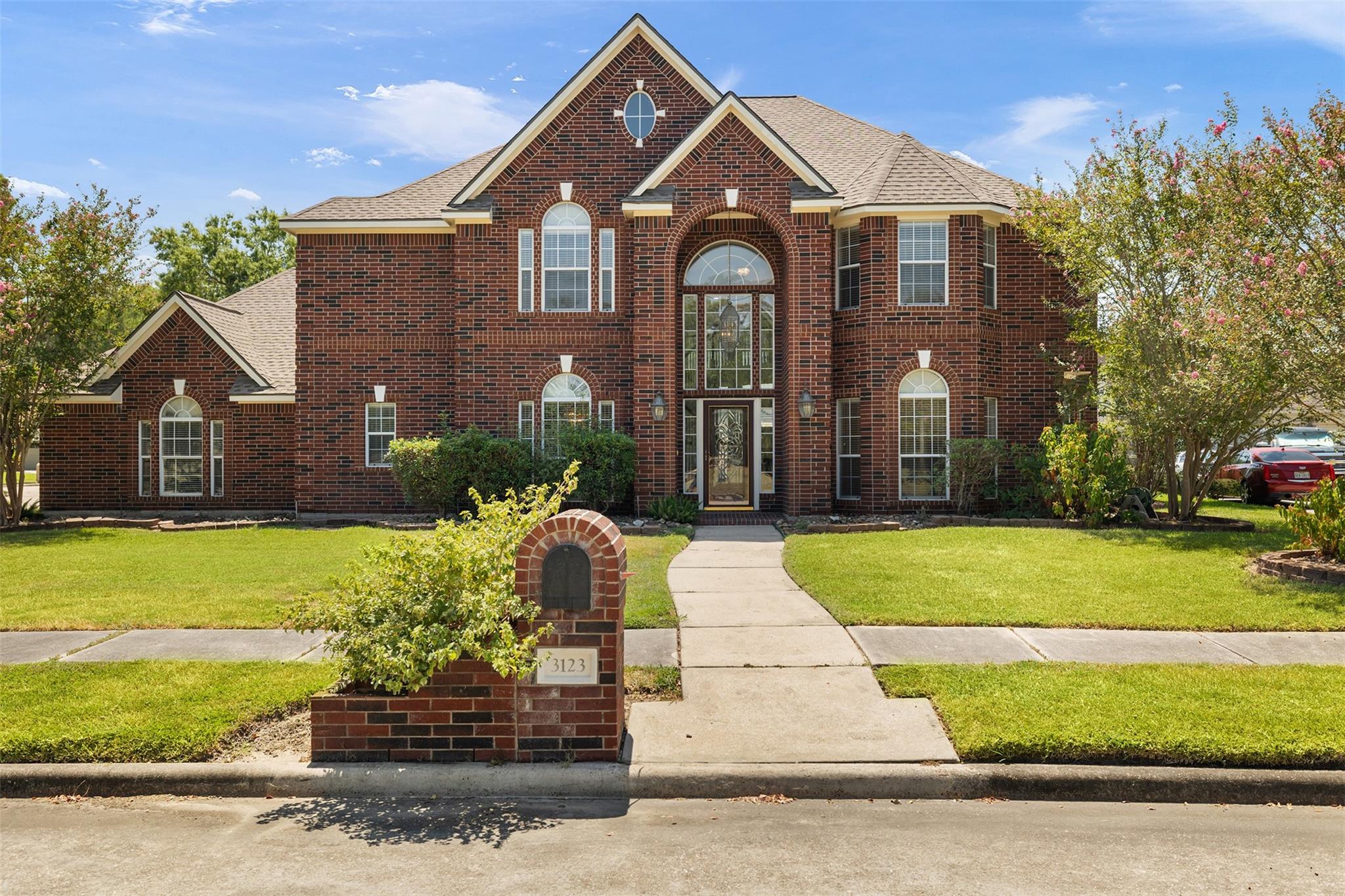 3123 Wilshire Lane