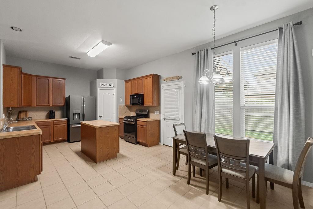 225 Splintered Arrow Drive