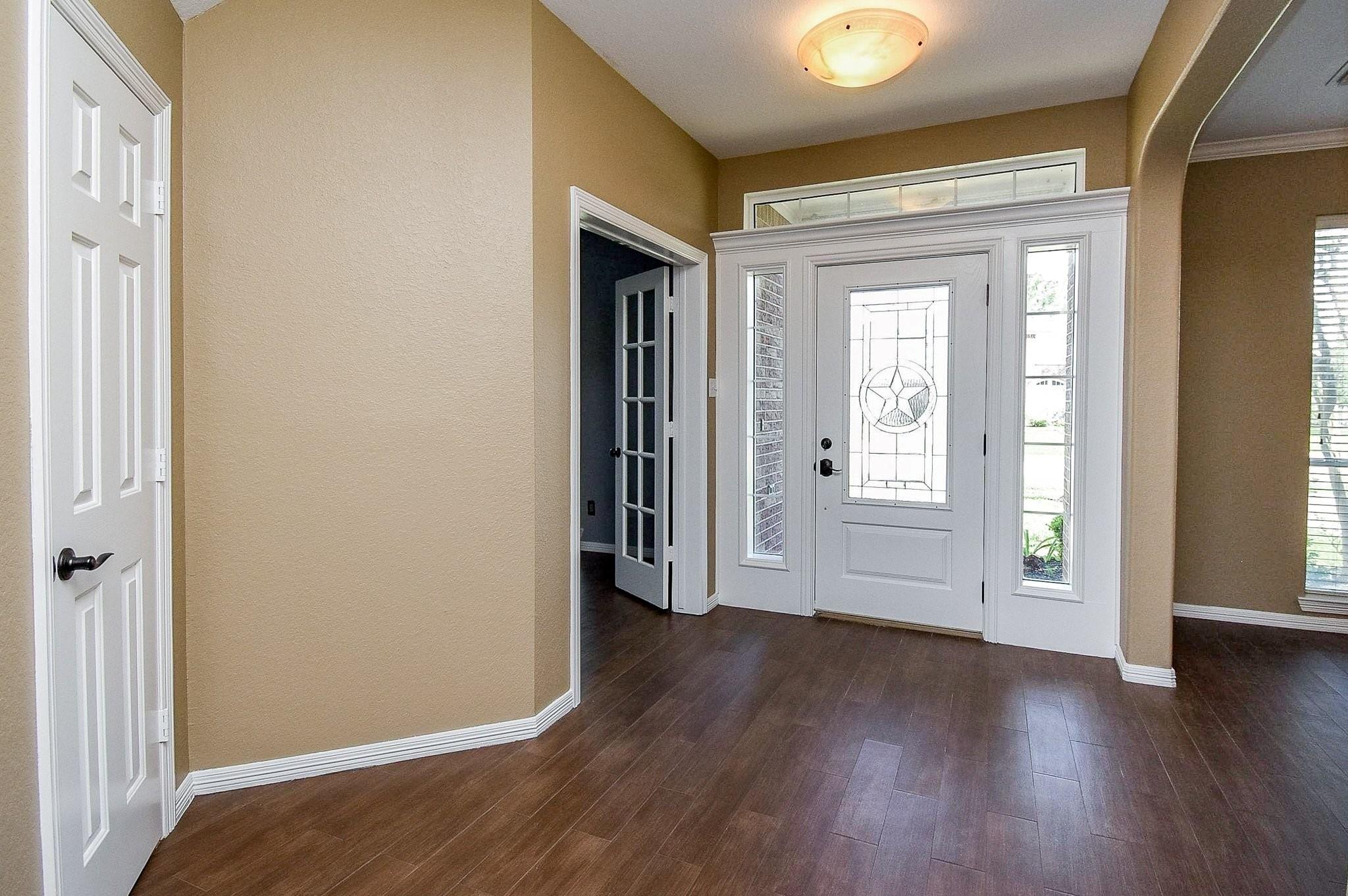 2507 Lansing Circle