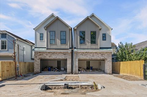 Photo of 1341 Nashua Street, Houston, TX 77008 (MLS # 60230787)