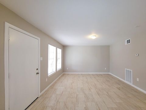 Photo of 3206 Lobit Drive #39, Dickinson, TX 77539 (MLS # 81852287) Photo of 3206 Lobit Drive #39, Dickinson, TX 77539 (MLS # 81852287)