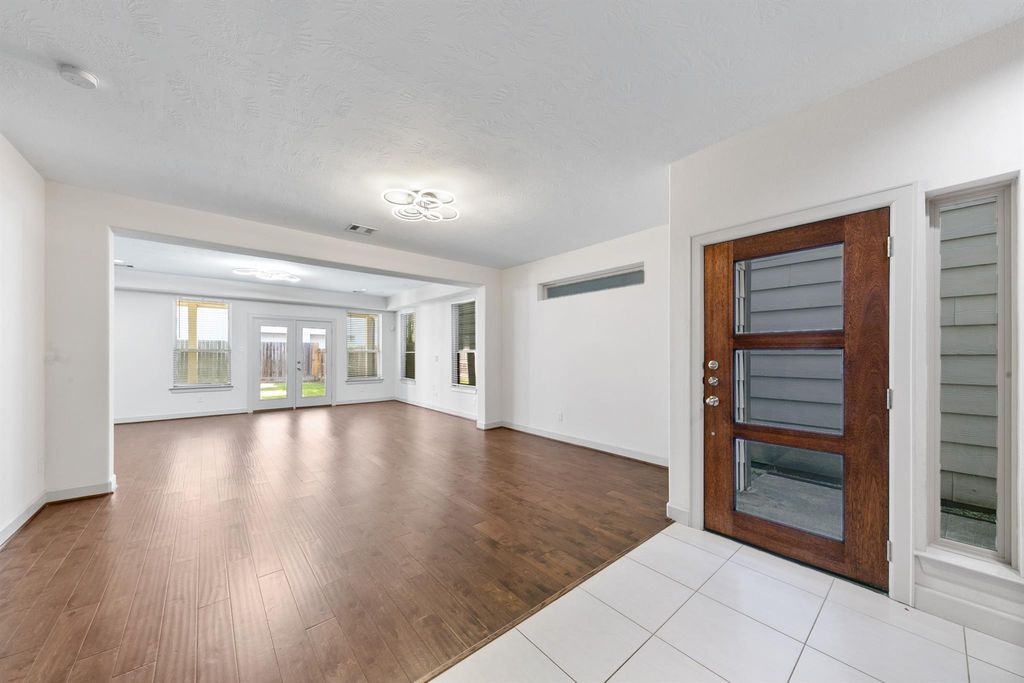 Photo of 1809 Wichita Street, Houston, TX 77004 (MLS # 43814733)