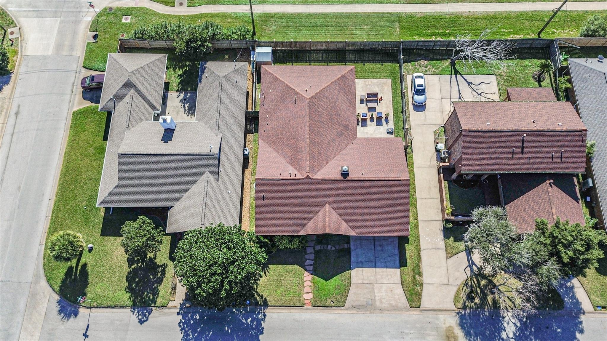 7758 Chantilly Circle