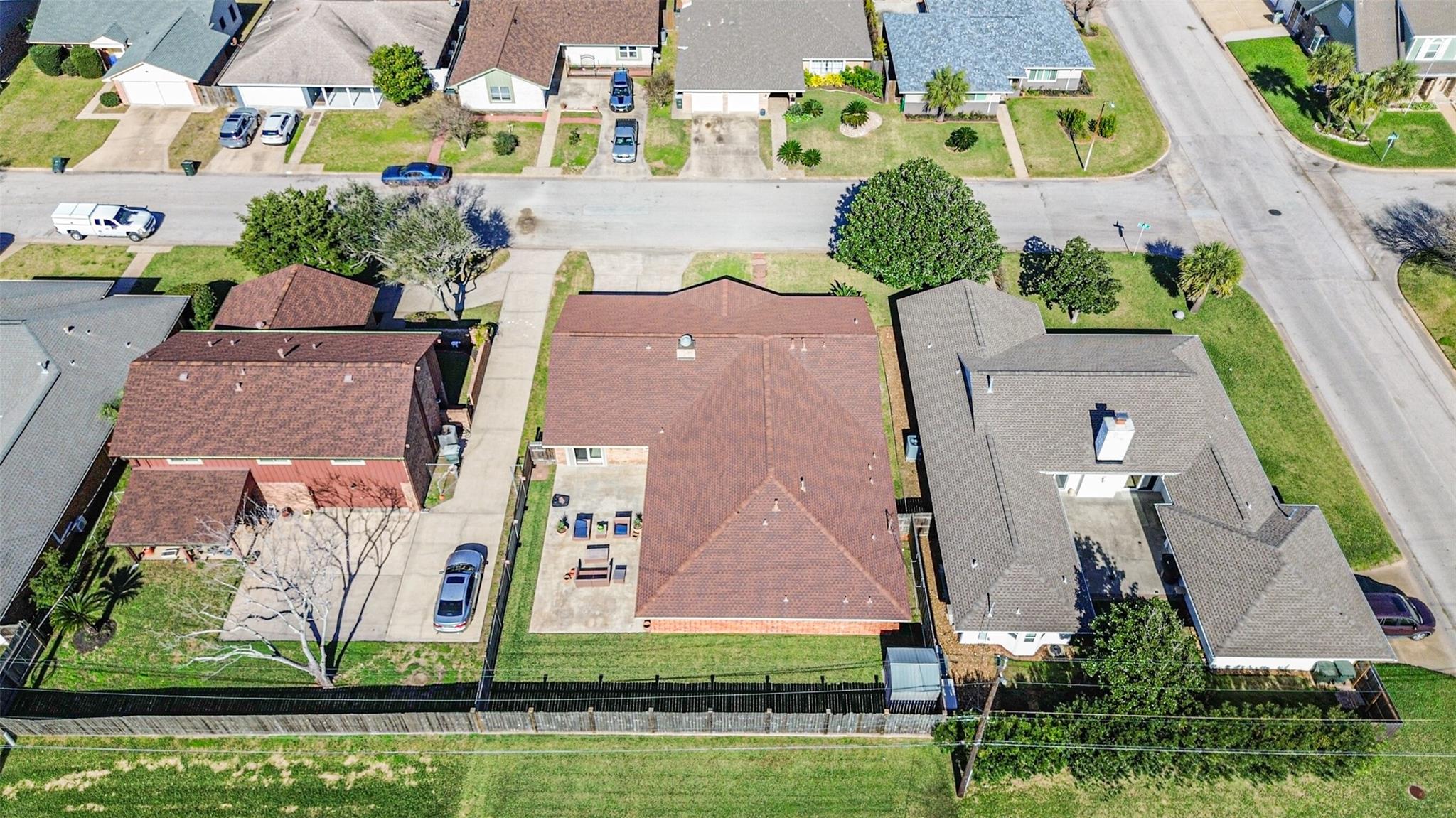 7758 Chantilly Circle