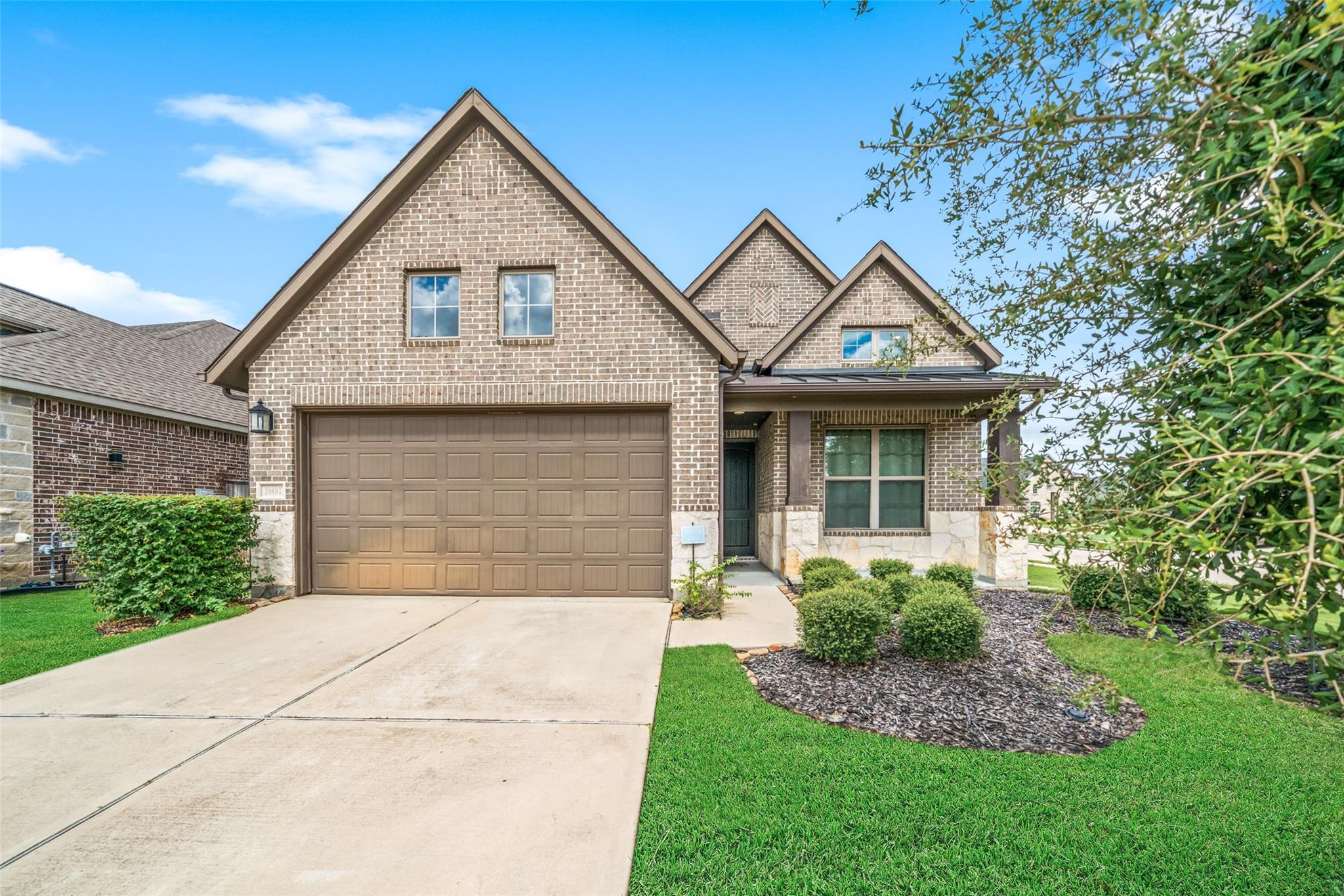 20802 Mirror Point Drive