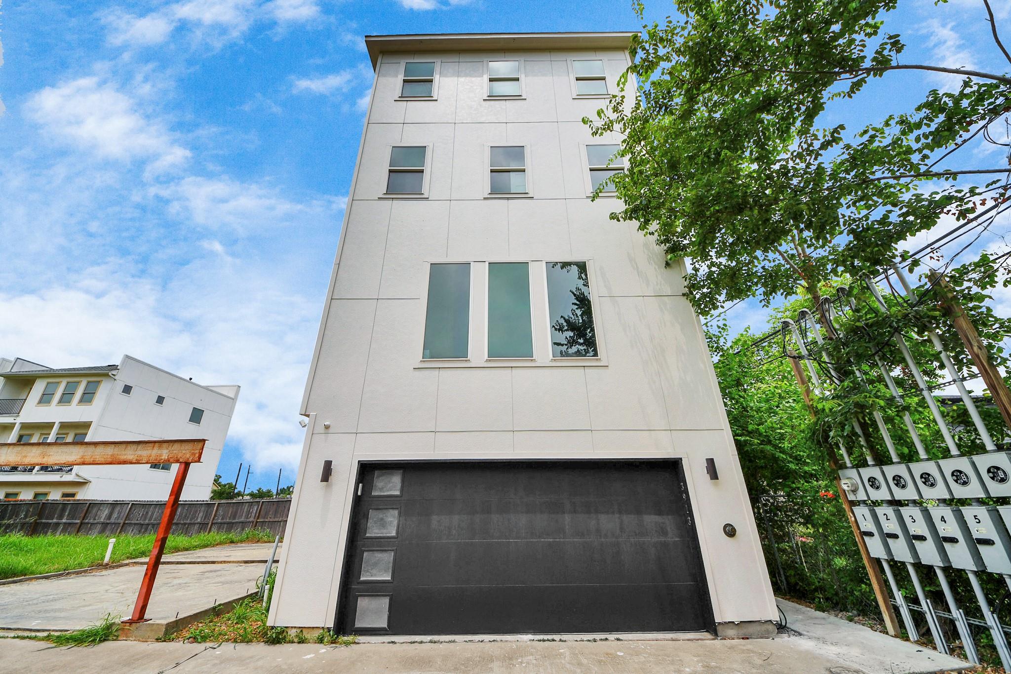 3913 Griggs Road