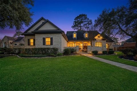 Photo of 42 Forest Green Trail, Kingwood, TX 77339 (MLS # 72702566)