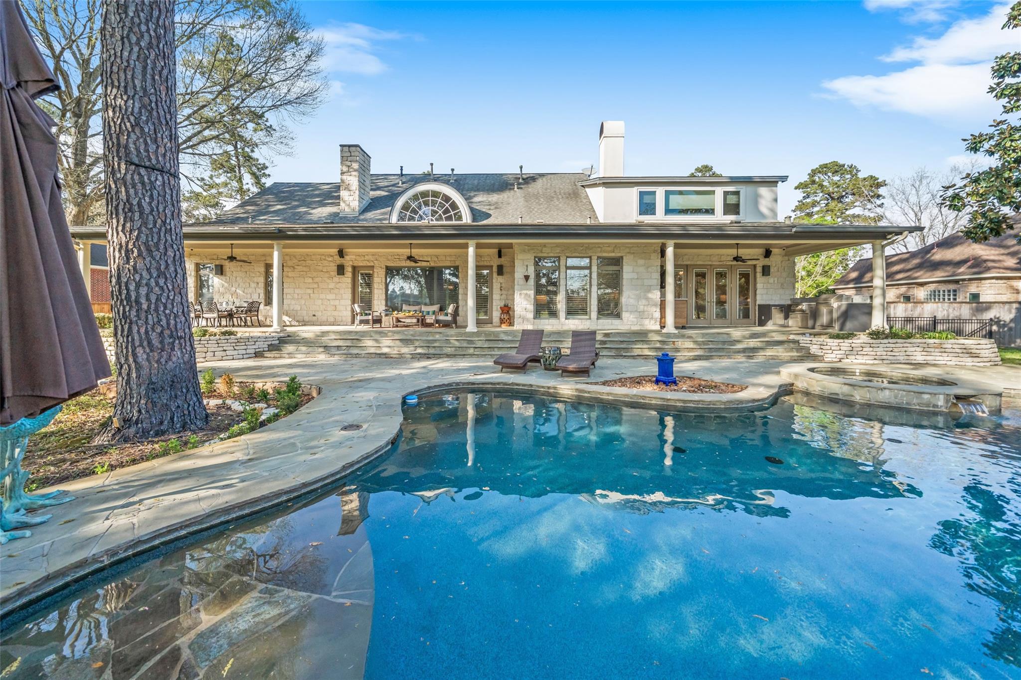 42 Forest Green Trail