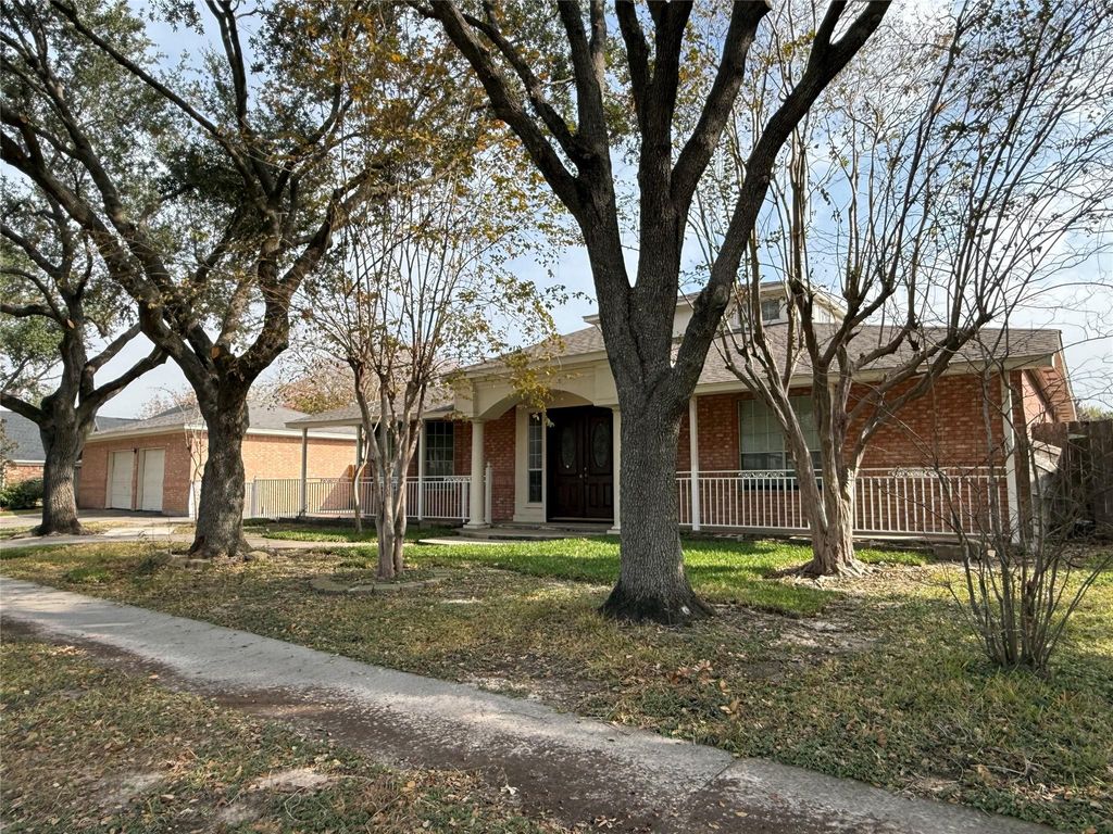 Photo of 11346 Old Telegraph Road, Houston, TX 77067 (MLS # 48303556)