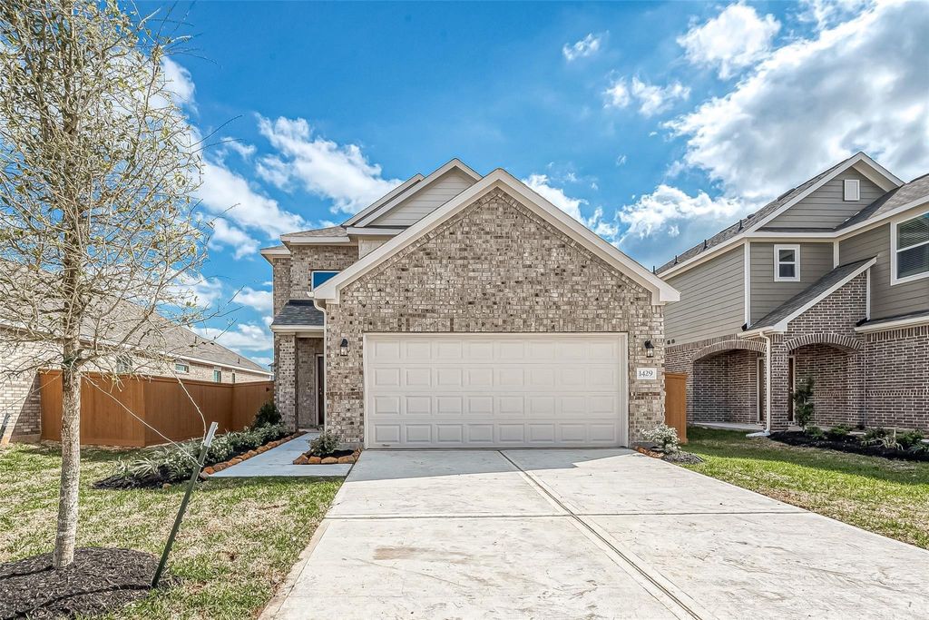 Photo of 2923 Copper Falls Drive, Iowa Colony, TX 77583 (MLS # 14487988)