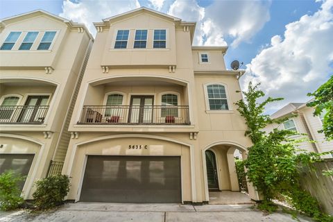 Photo of 5635 Kiam Street #C, Houston, TX 77007 (MLS # 52767339)
