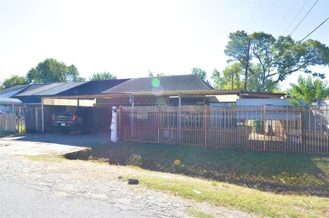 Photo of 1282 Hopper Road, Houston, TX 77037 (MLS # 90649491)